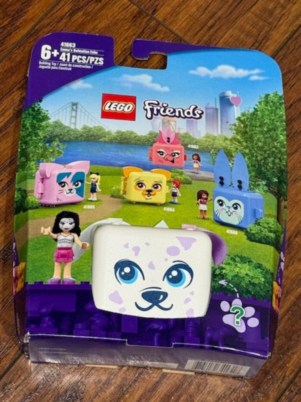 (4 for $20) LEGO Friends Emma's Dalmatian Cube - NEW